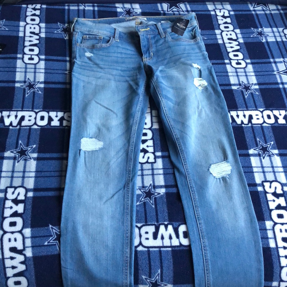 HOLLISTER JEANS